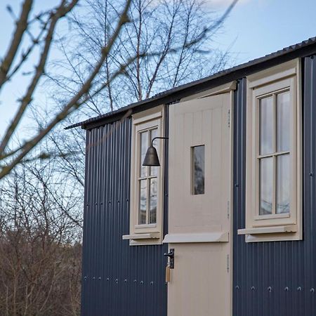 The Hut Vila Ashbourne  Exterior foto